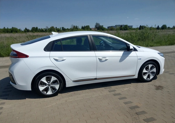 Hyundai IONIQ cena 72500 przebieg: 126700, rok produkcji 2018 z Białystok małe 596